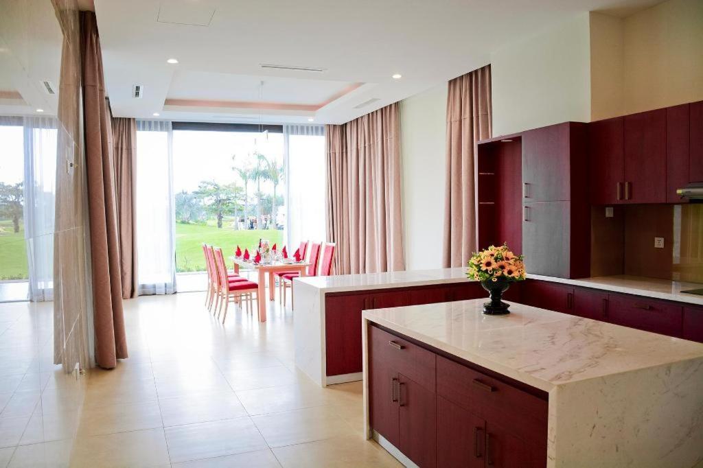 Diamond Bay Golf And Villas Nha Trang Bagian luar foto